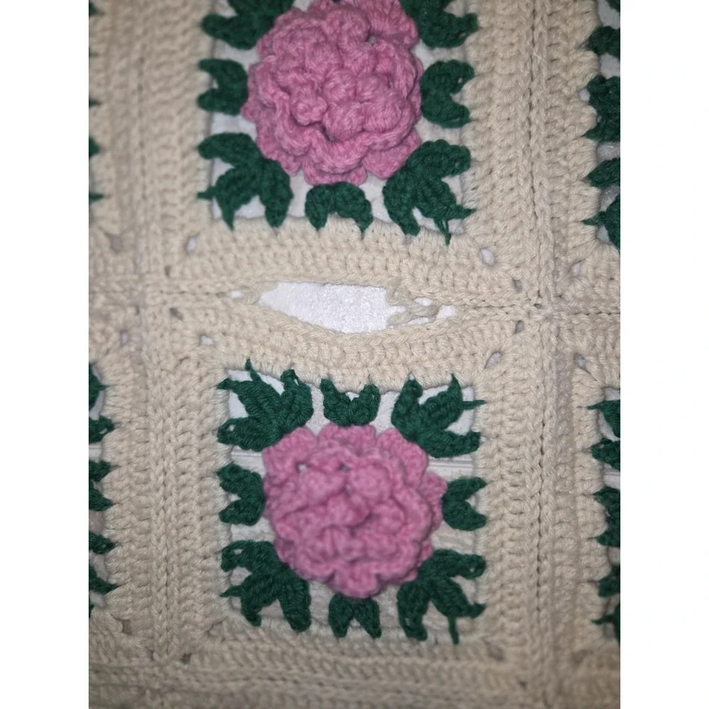 Vintage Handmade Granny Square Rose Afghan 76in x 76in